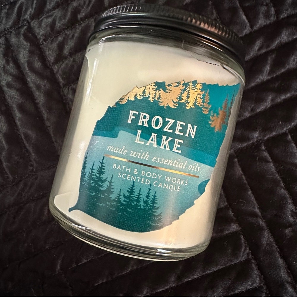 Frozen Lake - Bath & Body Works Candle